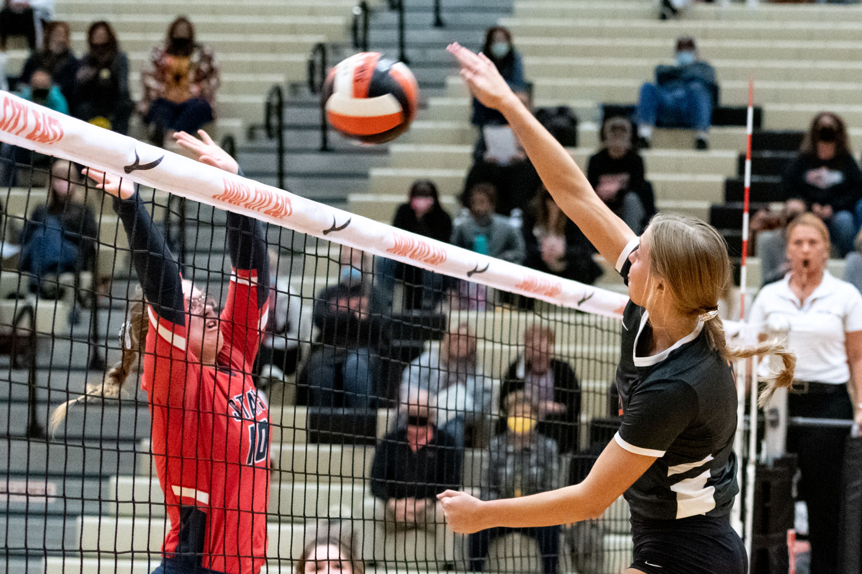East vs North volleyball
